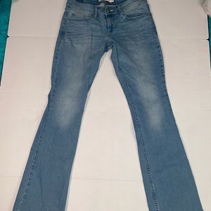 Levi bootcut jeans!!